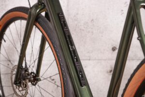 2021 Wolf Tooth B-RAD 4-Slot Mounting Base 1.jpg