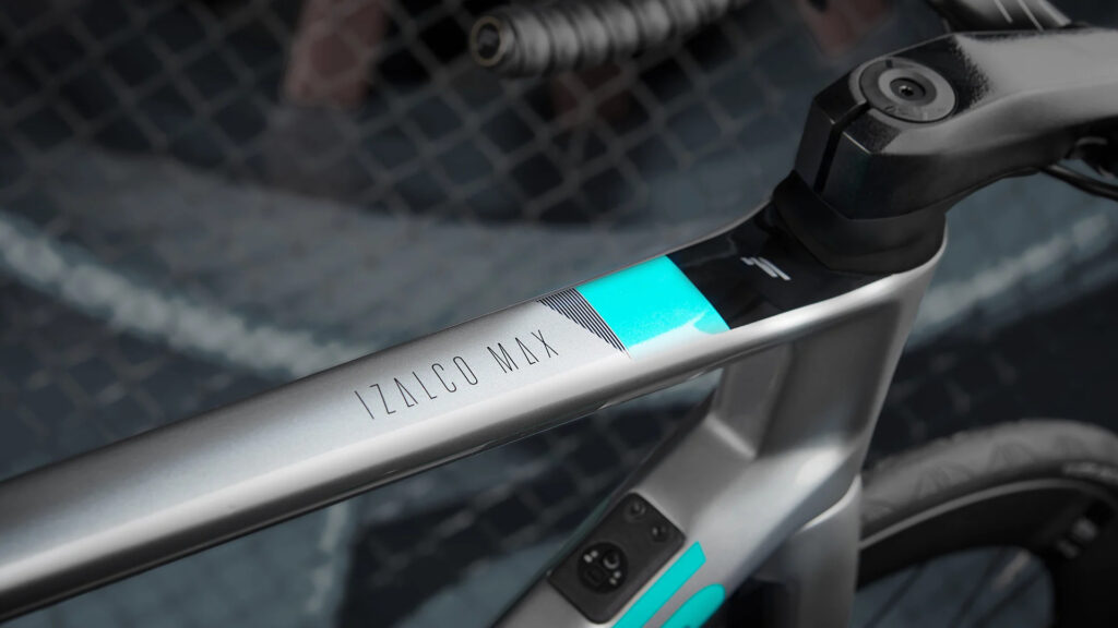 Focus Izalco Max 9.9 top tube