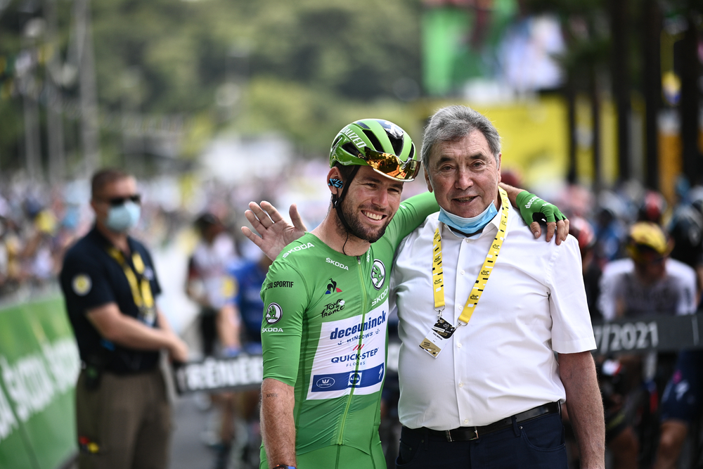 Mark Cavendish and Eddy Merckx (picture credit A.S.O./Pauline Ballet)