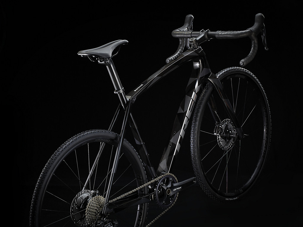 2022 Trek Boone 6 Disc full side