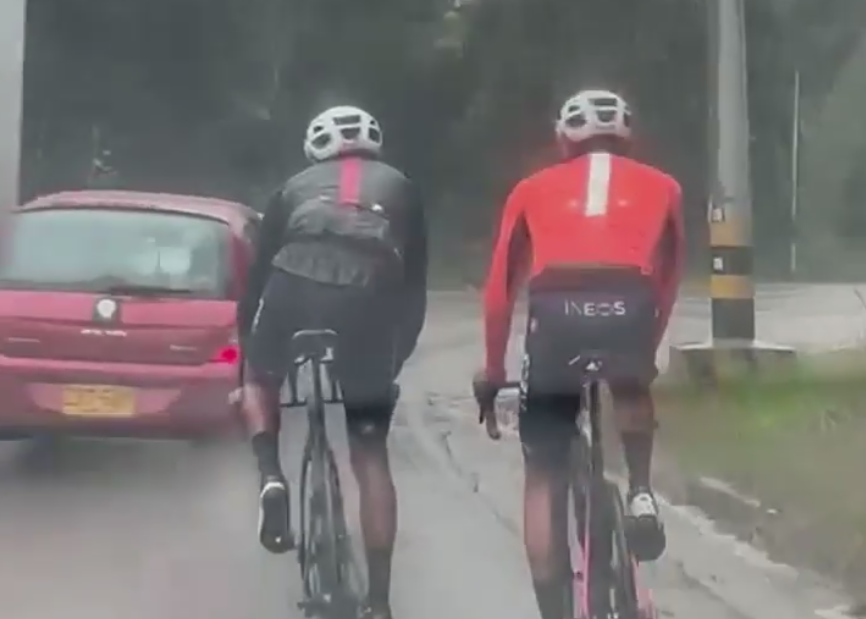 Egan Bernal close pass.PNG