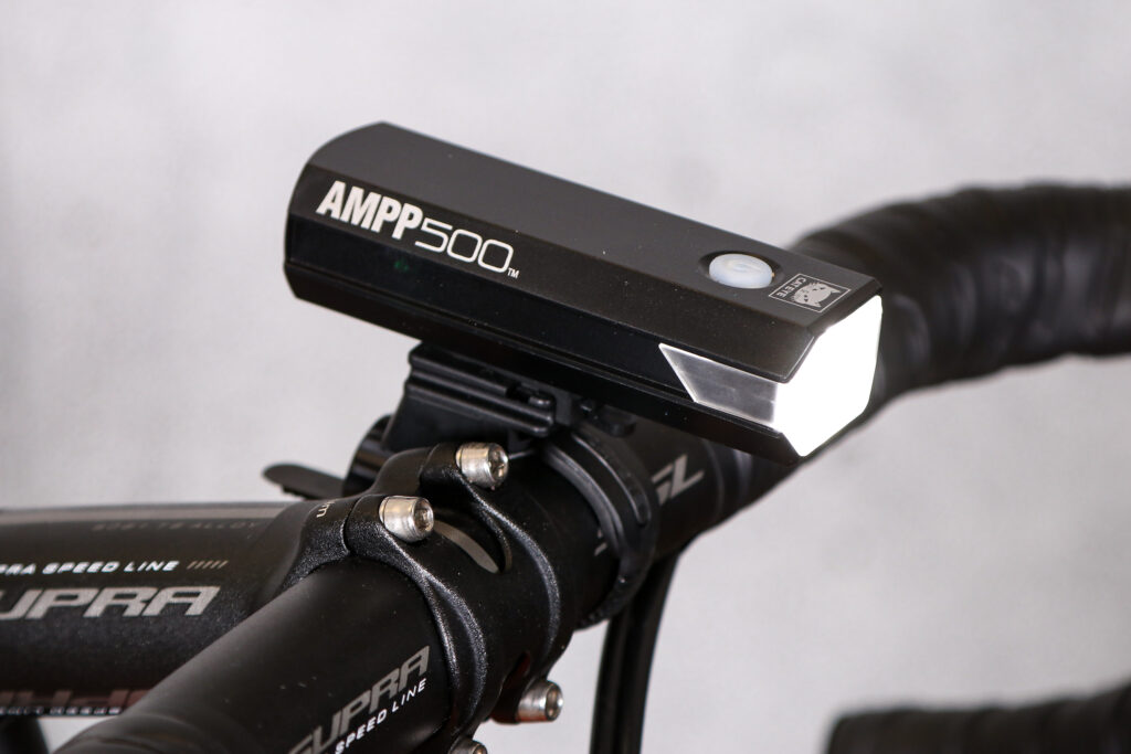 2021 Cateye AMPP 500 Front Light.jpg