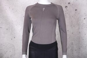 2021 Specialized Seamless Womens LS Baselayer.jpg