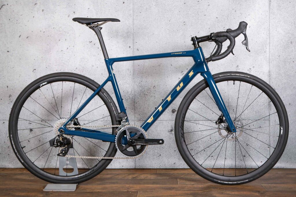2021 Vitus Vitesse Evo.jpg
