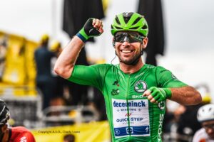 Mark Cavendish wins Tour de France 2021 Stage 10 in Valence – Copyright A.S.O., Charly Lopez