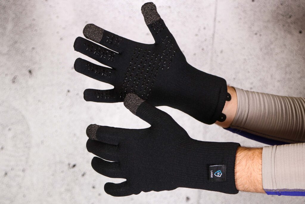2021 DexShell ThermFit NEO Gloves.jpg