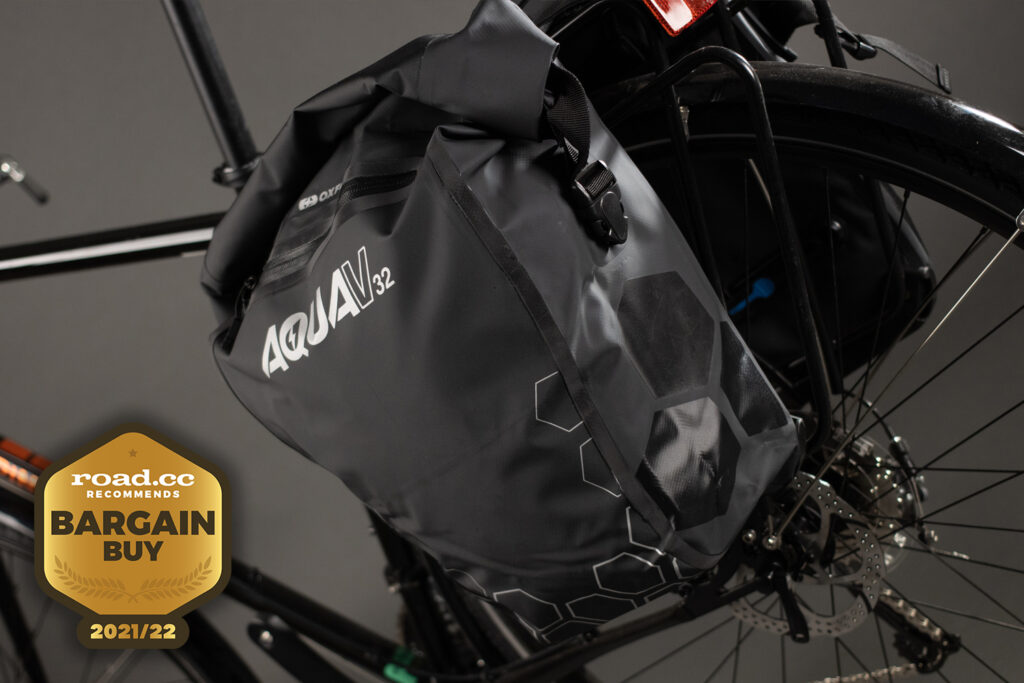 accessories of the year Jan 2022 – bargain buy – Oxford Aqua pannier