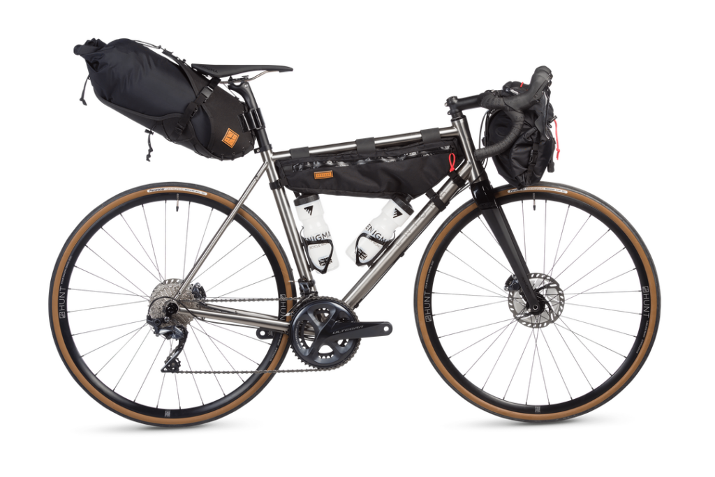 Enigma-Etape&ndash;Luggage_1080x