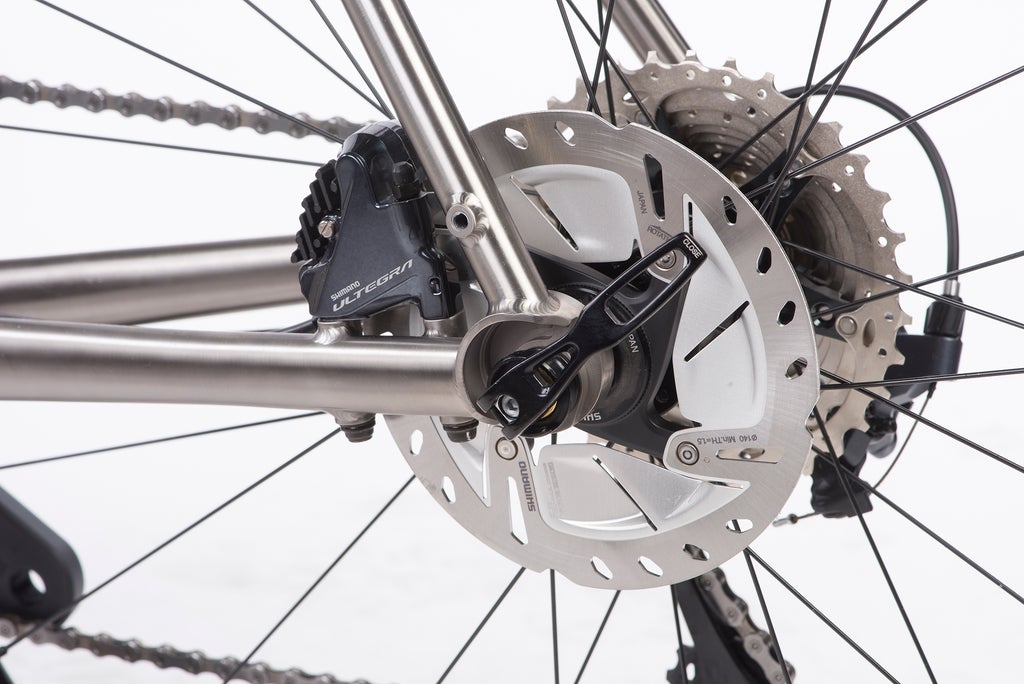 Enigma-Etape__Flatmount-thruaxle&ndash;Feature_1024x1024