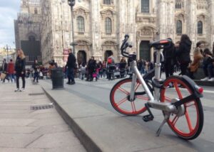 mobike_in_milan_copyright_simon_macmichael.jpg