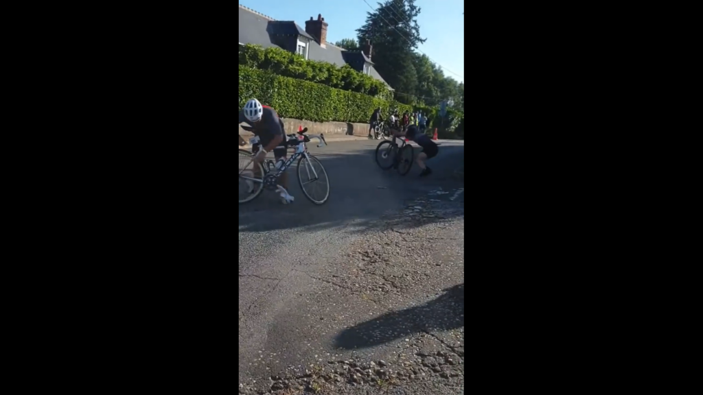 Triathlon clip-in video