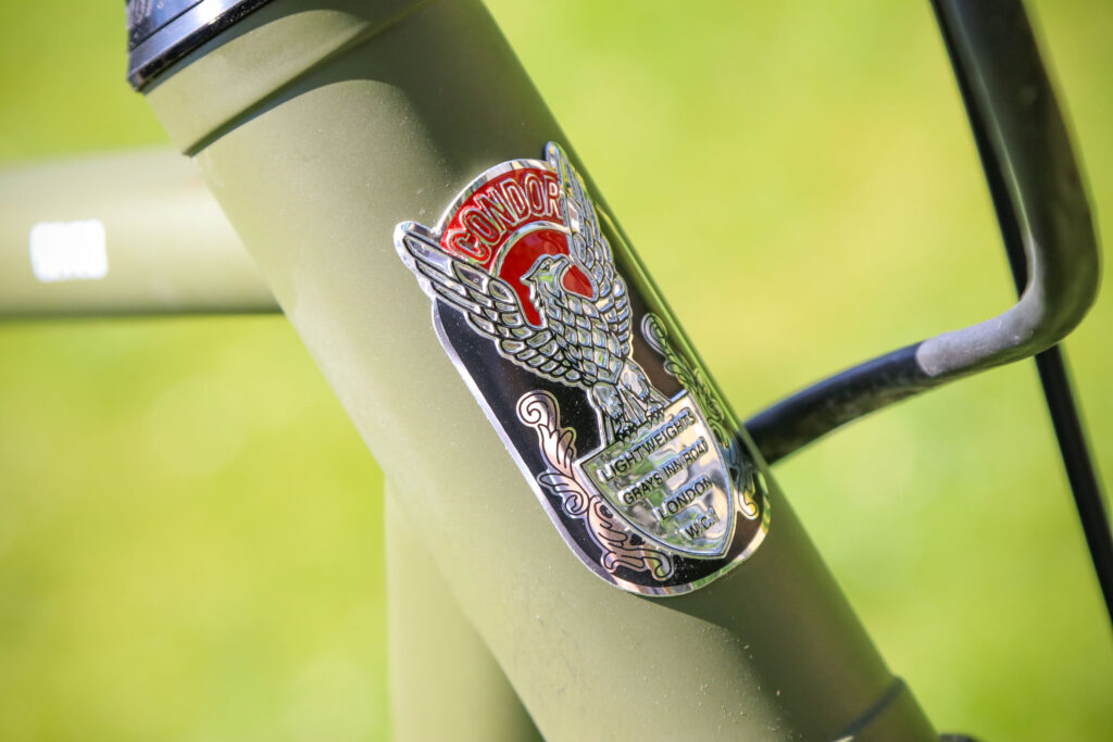 2020 Condor Bivio – head tube badge.jpg