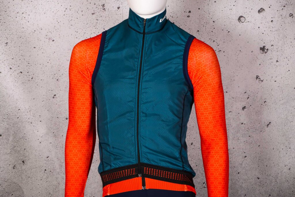 2021 Lusso Hex packable gilet.jpg