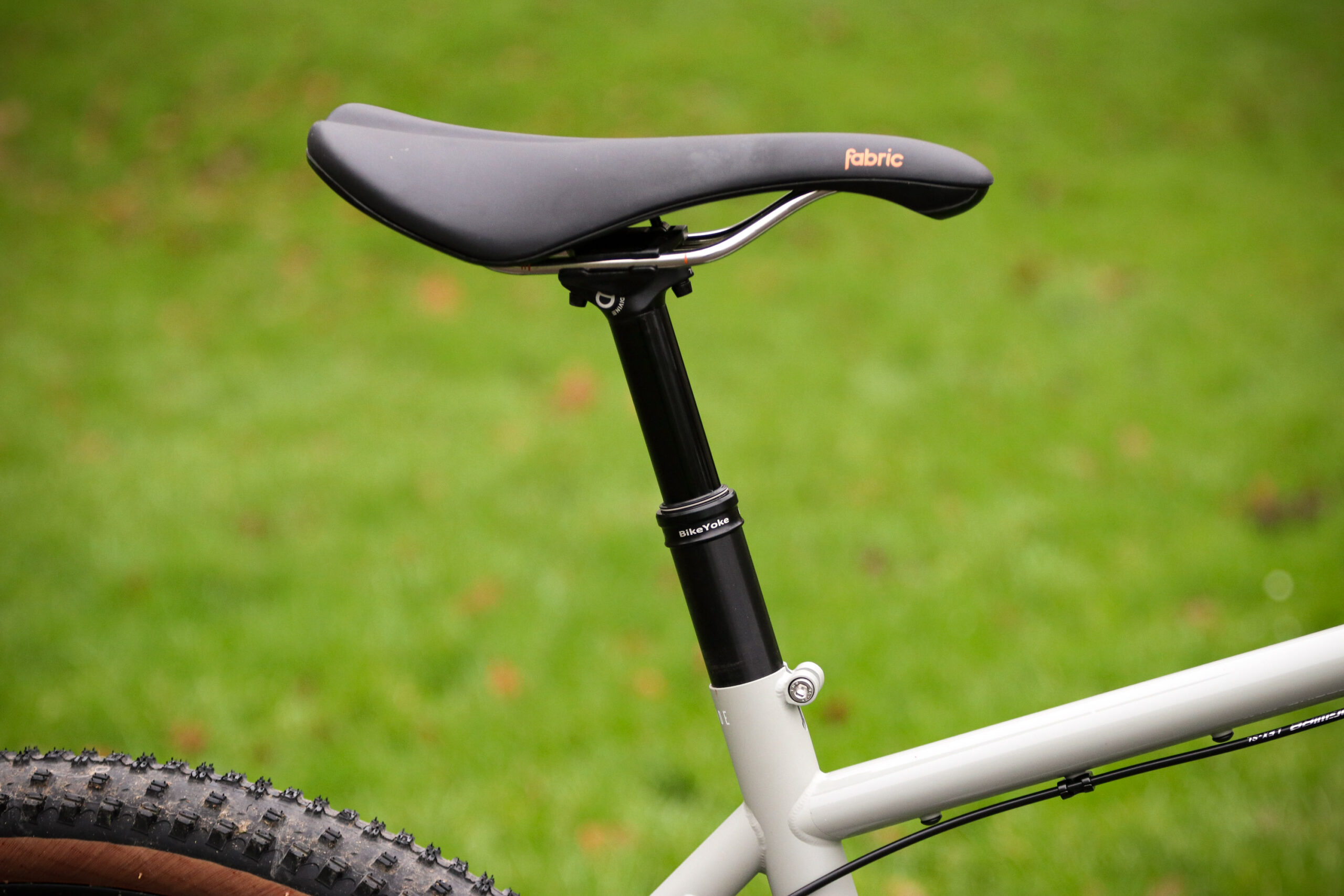 2022 Cotic Cascade – saddle and post