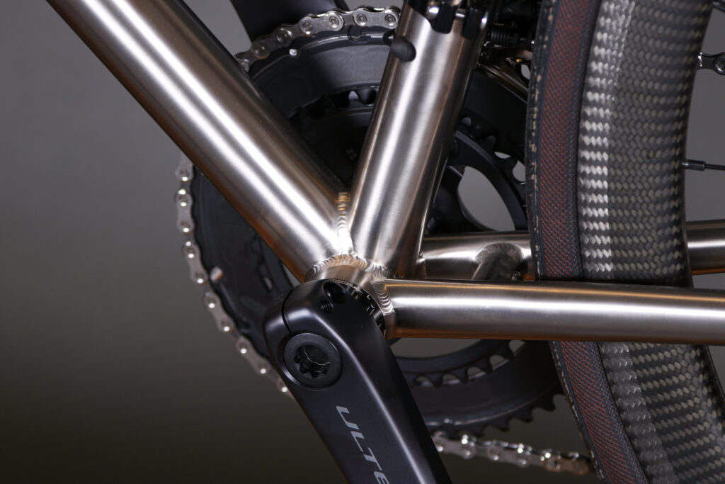 2022 Dolan ADX Titanium &ndash; bottom bracket.jpg