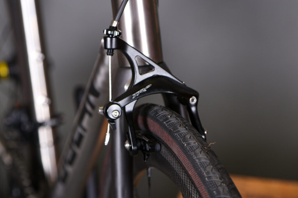2022 Dolan ADX Titanium &ndash; front brake.jpg