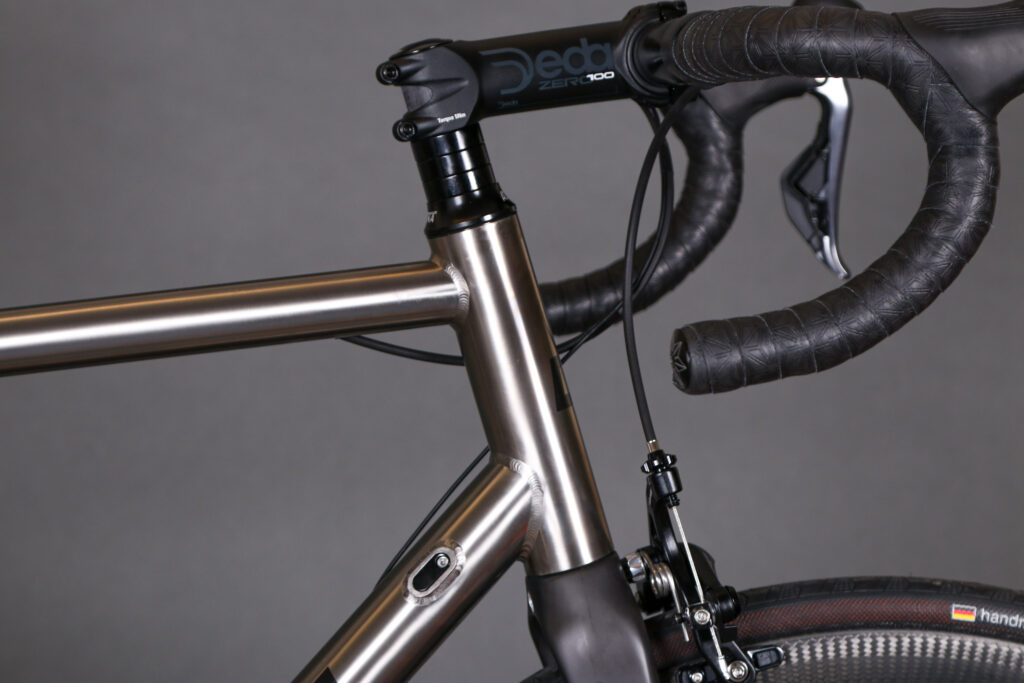 2022 Dolan ADX Titanium &ndash; head tube.jpg