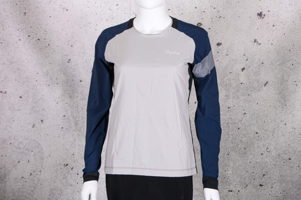 2022 Rapha Women Trail Windblock Jersey.jpg
