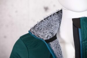 2022 Velocio Alpha Merino Air jacket – collar inside.jpg