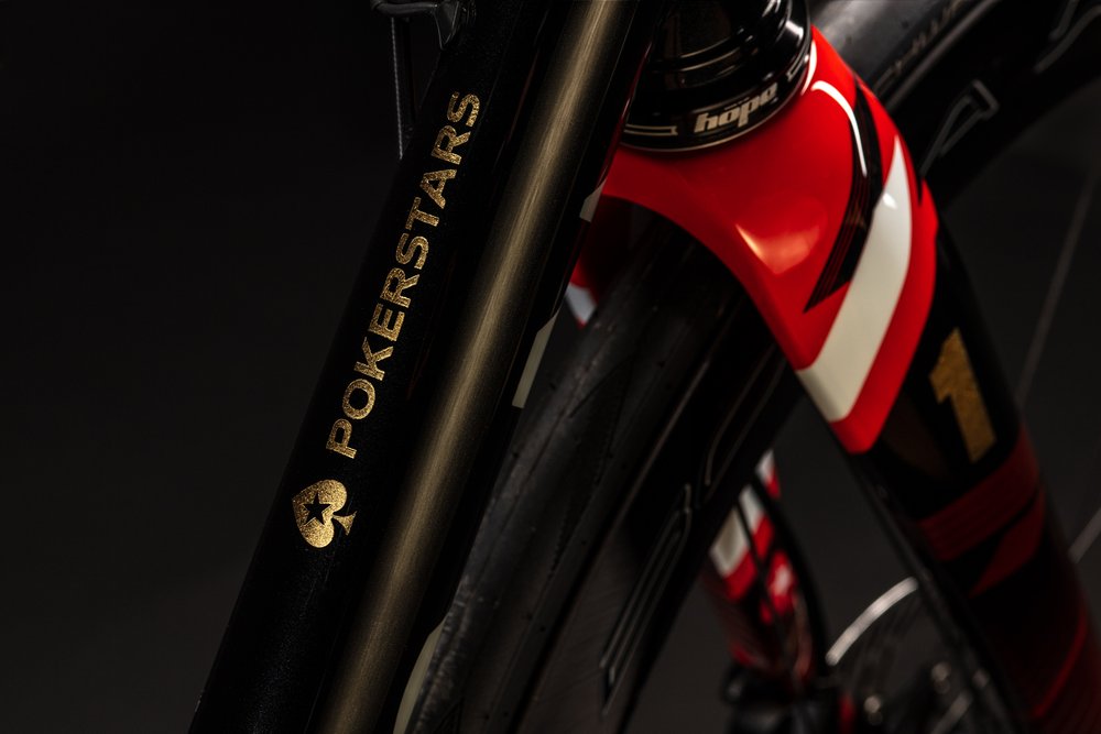 2022 Spoon Customs Izoard XCR Simon Eldon 7