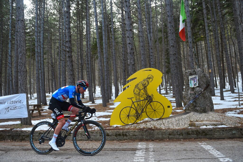 2022 Pogacar Colnago rim brakes Tirreno-Adriatico  &ndash; 3