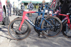 Paris Roubaix 22 Men's Tech Gallery-87.jpg