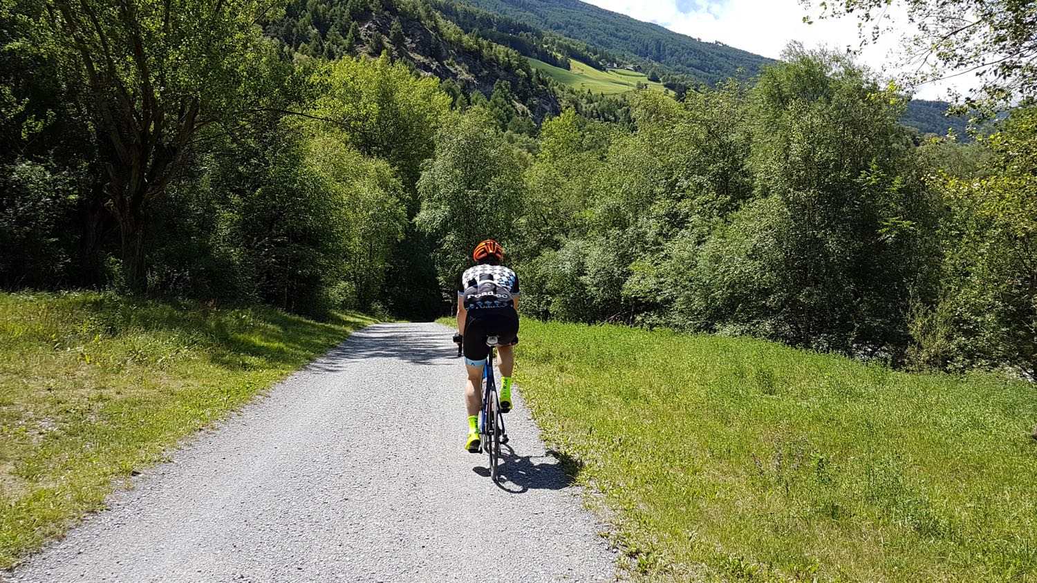 Riding to the Stelvio the gravelly bit