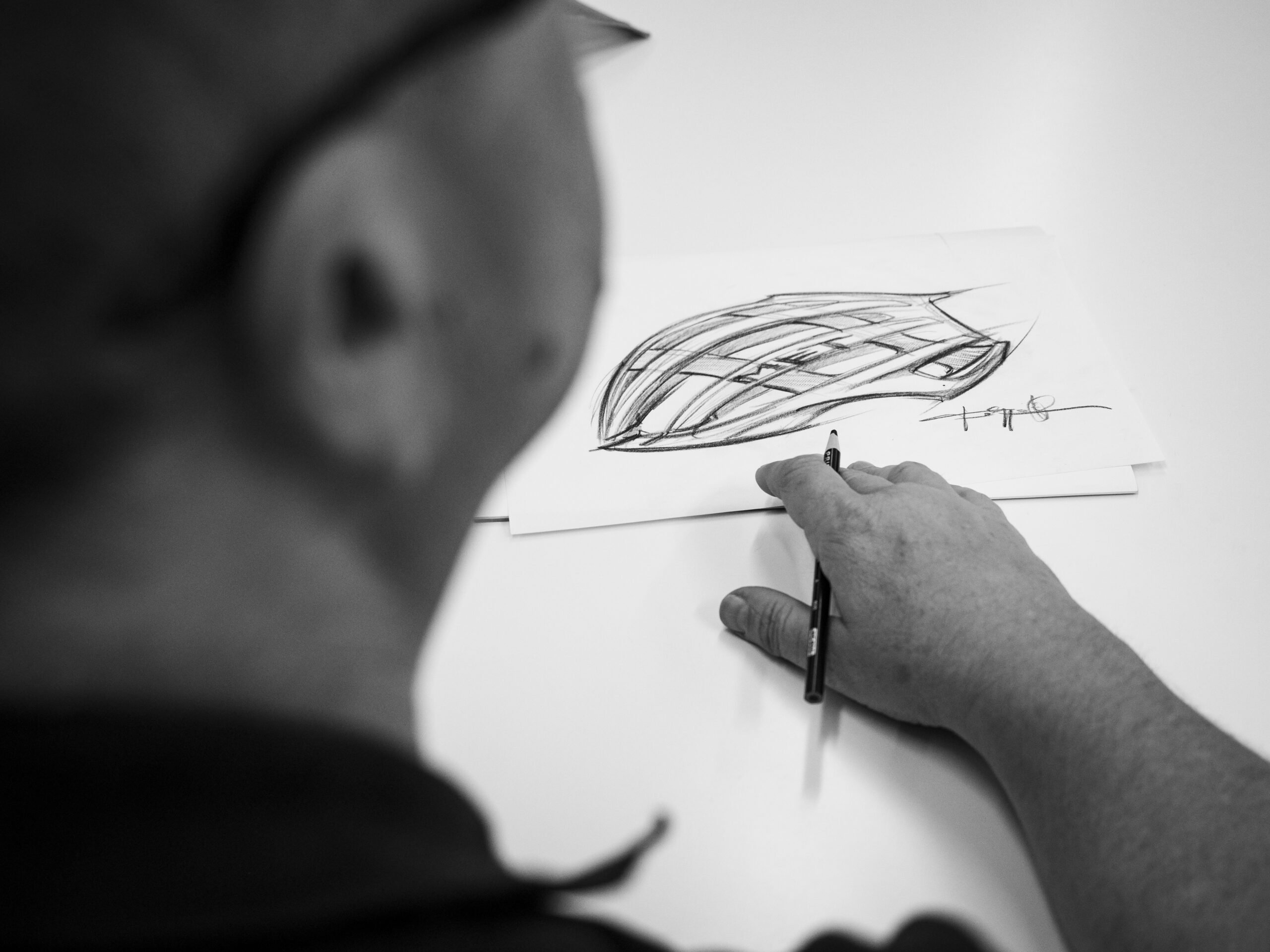 01_Sketches Filippo Perrini_P9143643-2_@ulyssedaessle @met-helmets