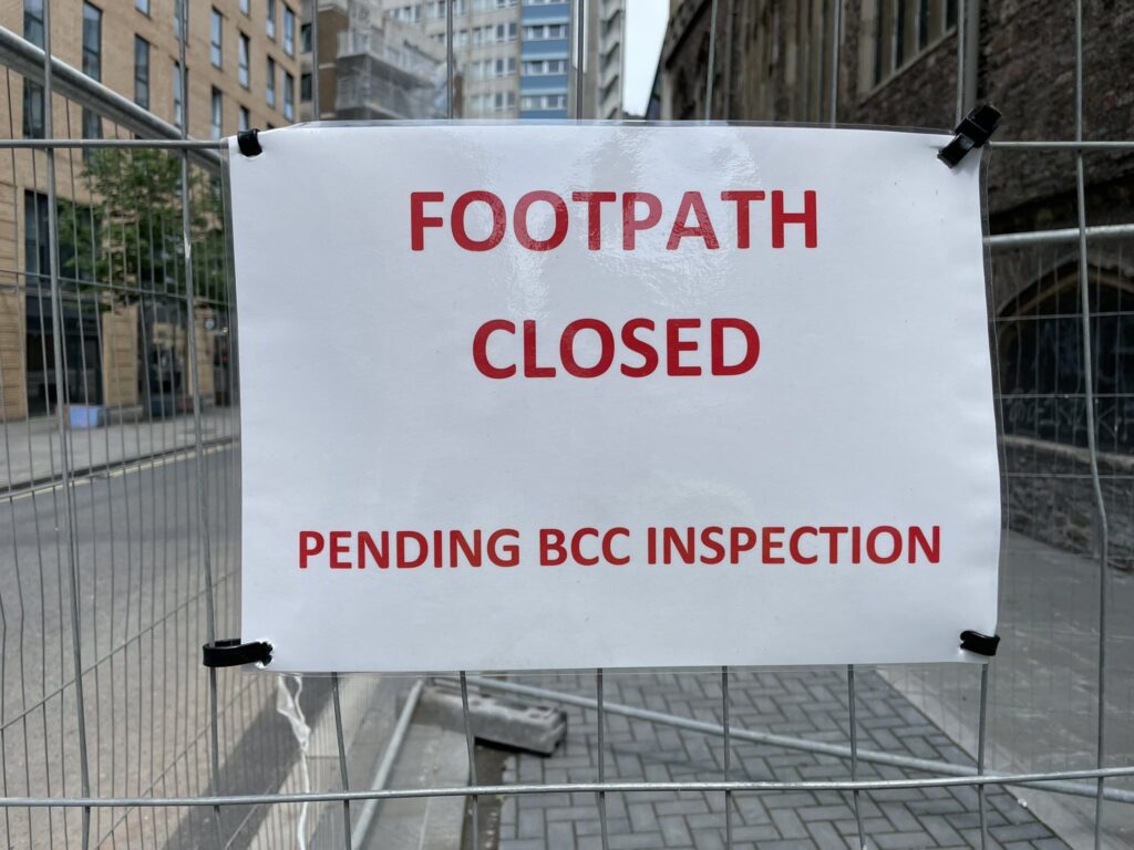 Nelson Street cycle lane fenced off