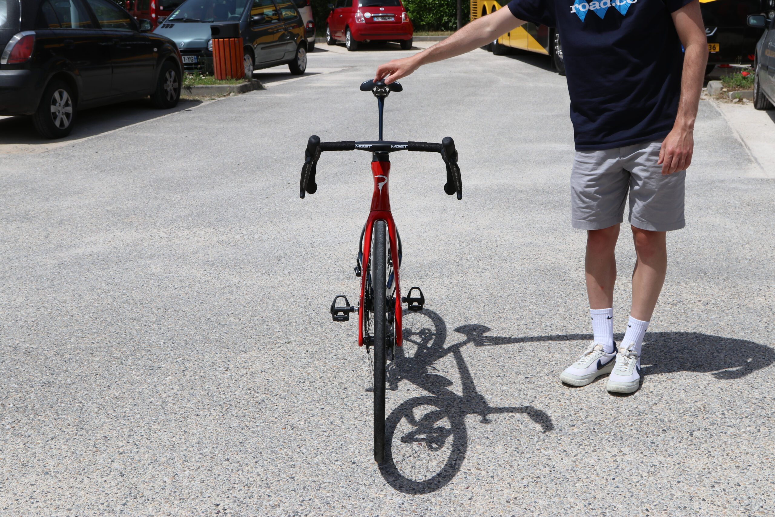 2022 Dauphine ineos bars shifters