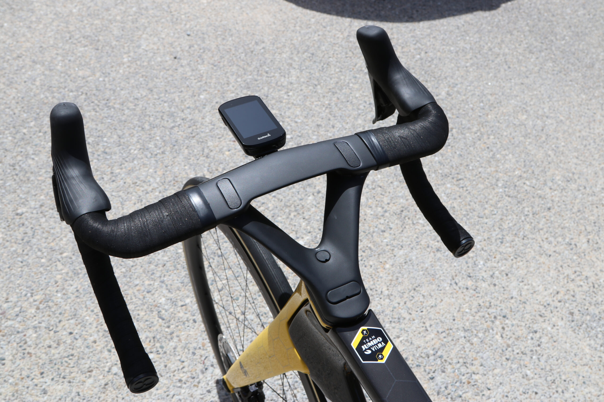 2022 Dauphine Jumbo visma bars