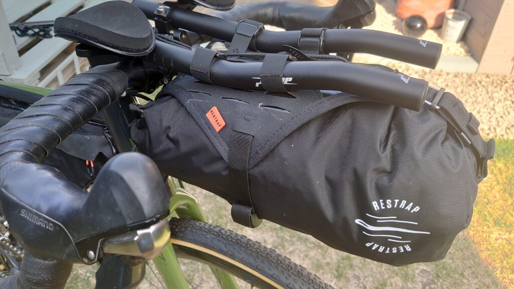2022 Restrap Race Aero Bar Bag 3.JPG
