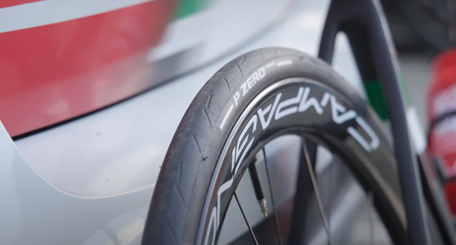 2022 tdf campagnolo tubeless UAE