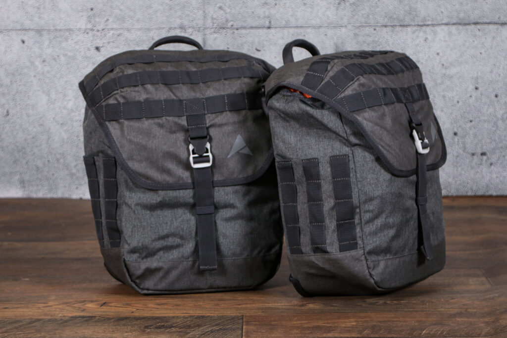 2022 Altura Dryline 32 Panniers – Pair.jpg