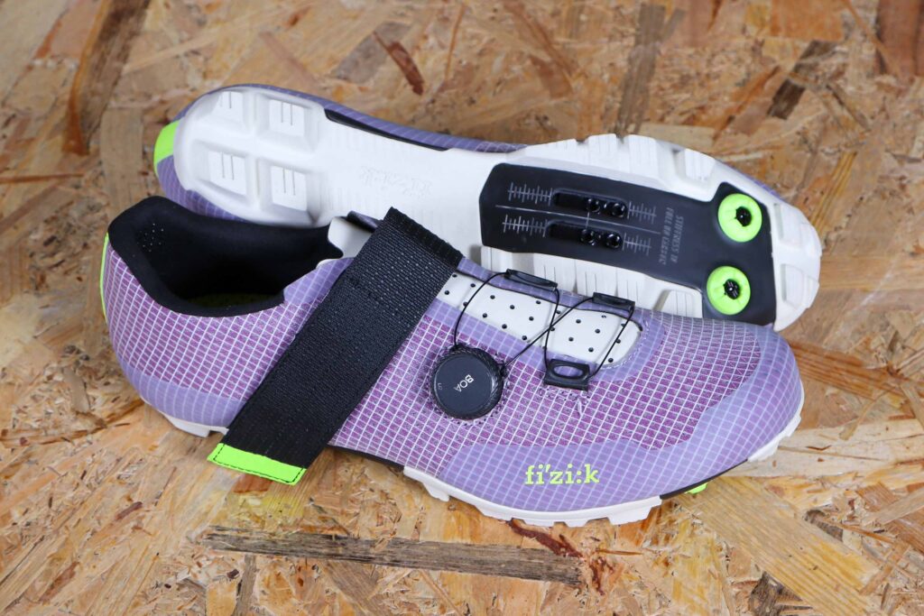 2022 Fizik Vento Ferox Carbon Shoe.jpg