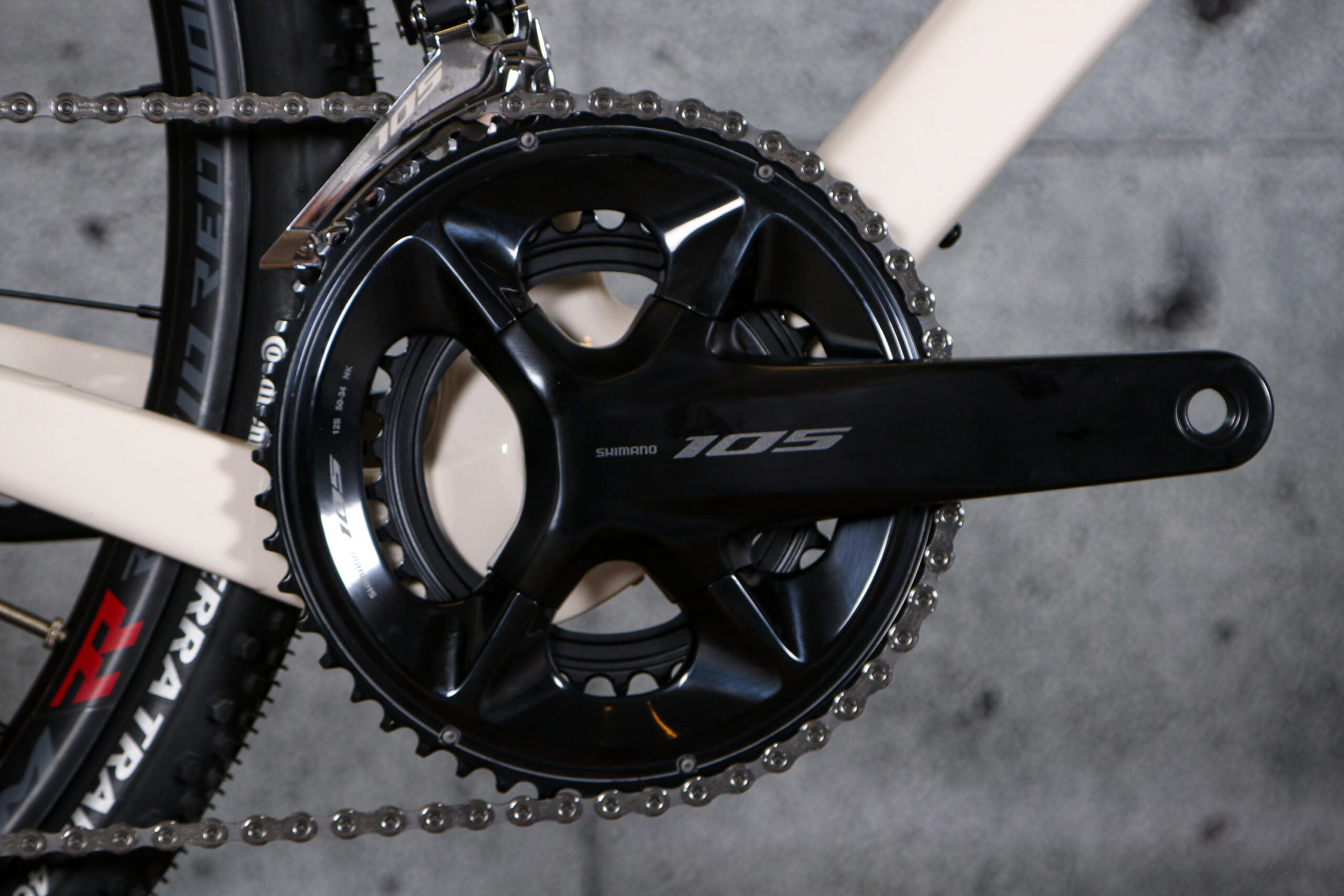 2022 Orro Terra C Shimano 105 Di2 – crank