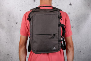 2022 Altura Grid travel bag Grey reflective.jpg
