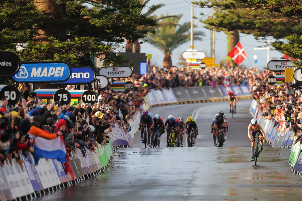 Annemiek van Vleuten wins World Championships (Alex Whitehead/SWpix.com)
