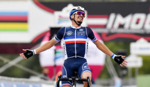 Julian Alaphilippe wins the UCI road world championship 2020 (picture credit Simon Wilkinson/SWpix.com)