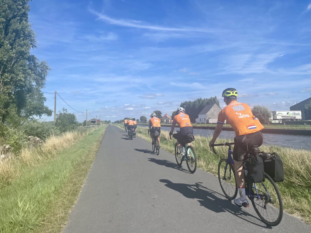 London Amsterdam ride komoot Canal Cycle Path