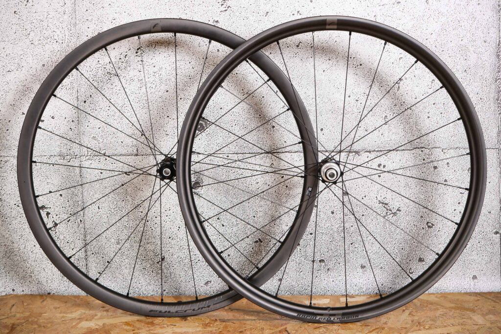 2022 Fulcrum Rapid Red Carbon wheelset.jpg