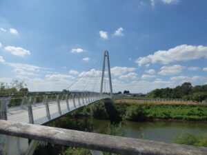 Diglis Bridge River Severn Worcester (CC BY-NC-SA 2.0 Elliott Brown Flickr)
