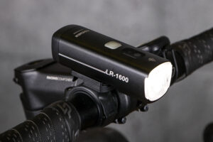 2022 Ravemen LR1600 USB Rechargeable Curved Lens Front Light – 1.jpg