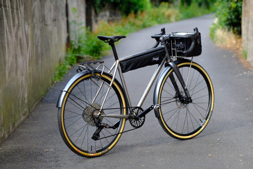2022 Victoire No.501 gravel bike back