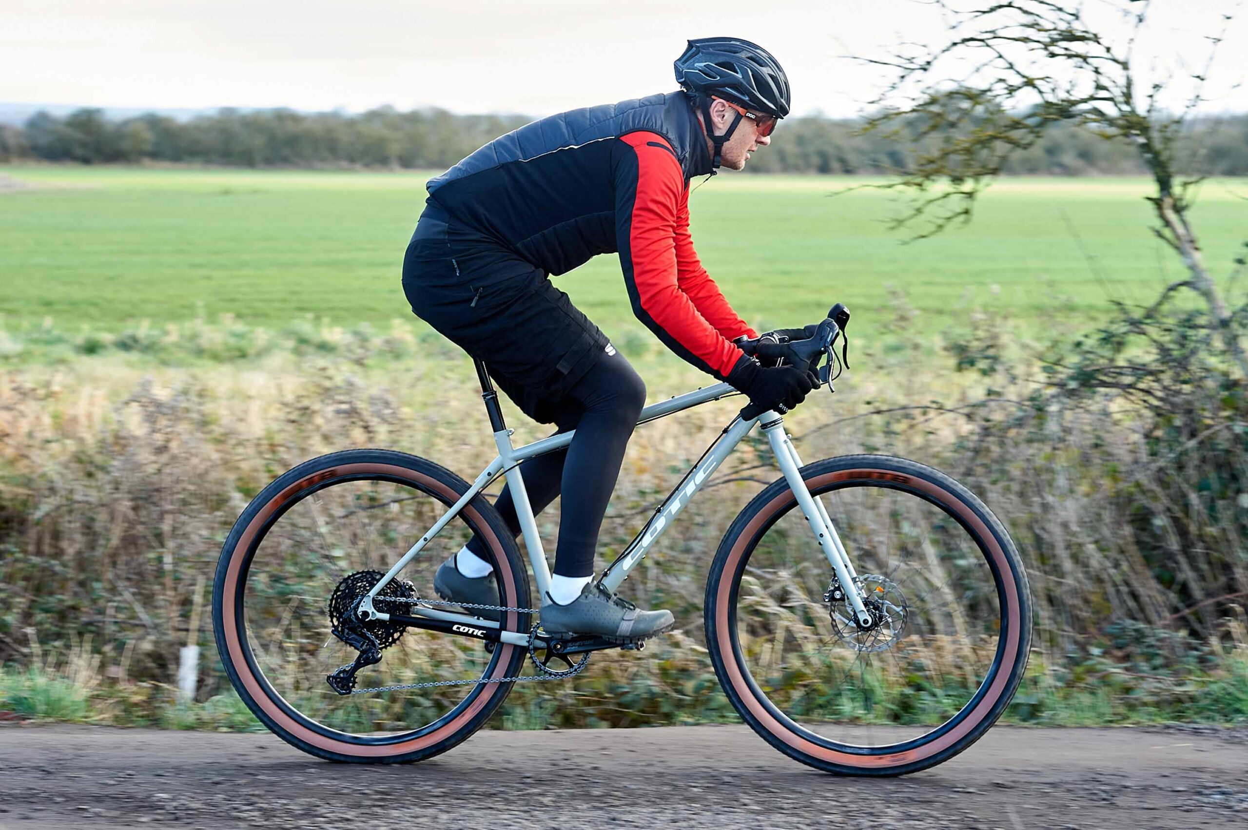 2022 Cotic Cascade &ndash; riding 1