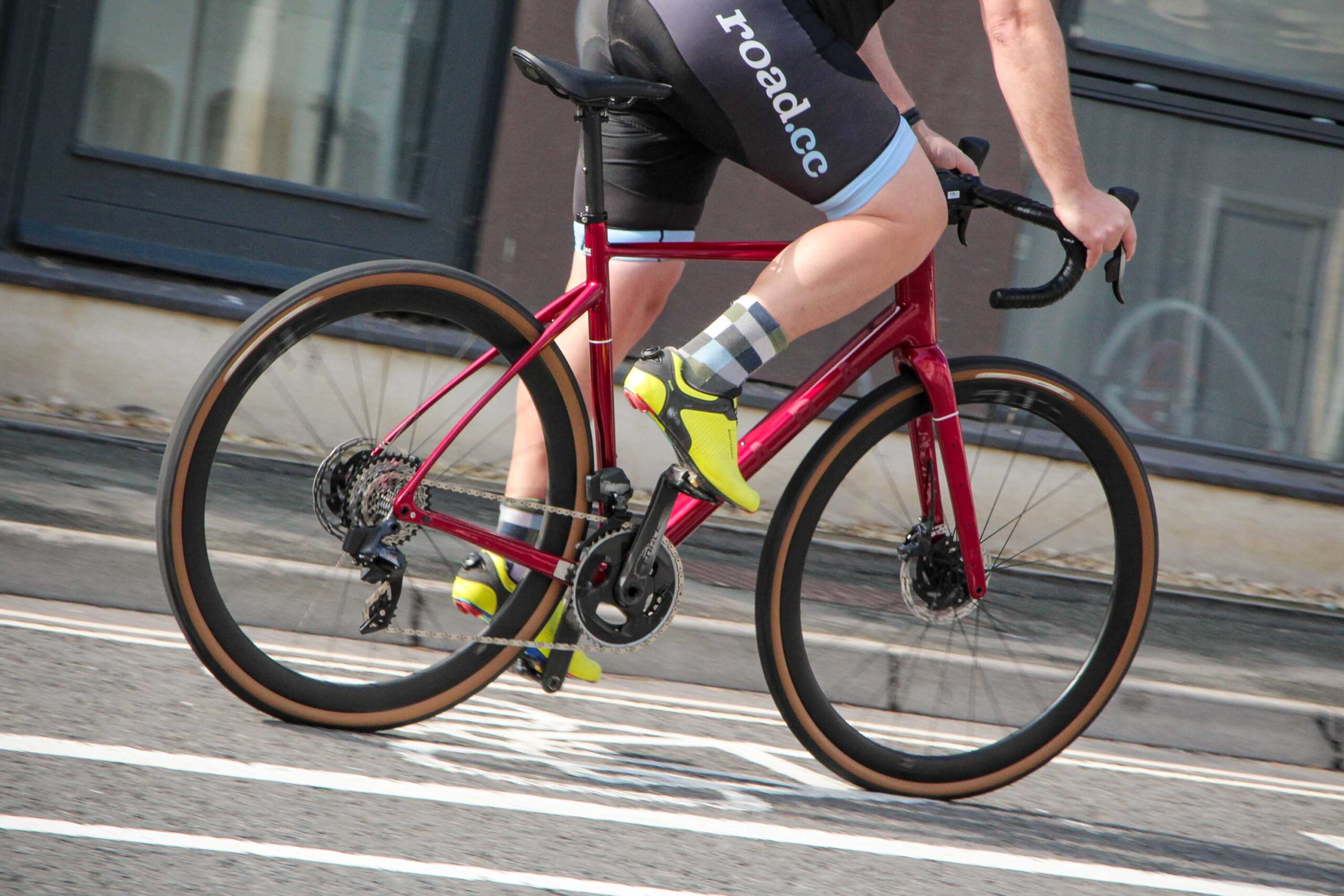 2022 Fara Cycling F-AR – riding 3