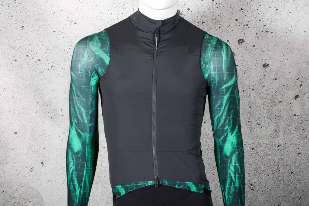 2022 Universal Colours Chroma Insulated Unisex Gilet.jpg
