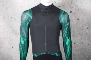 2022 Universal Colours Chroma Insulated Unisex Gilet.jpg