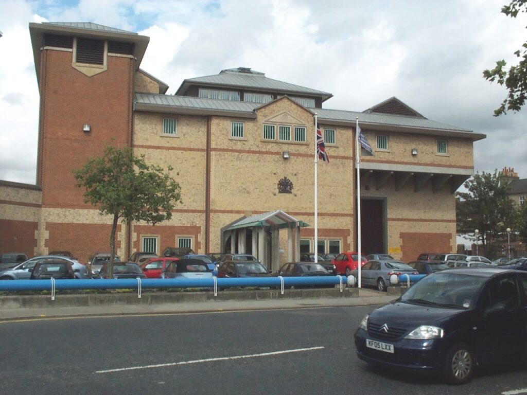 HM Prison Bedford (Simon Speed, Wikimedia Commons)