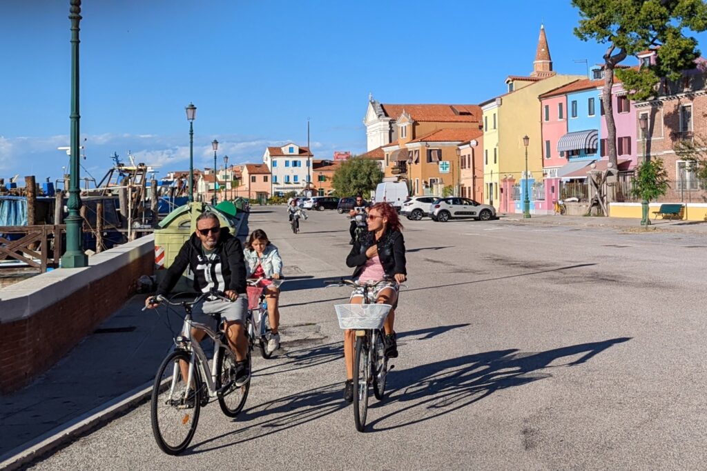 Pellestrina cyclists (copyright Simon MacMichael)